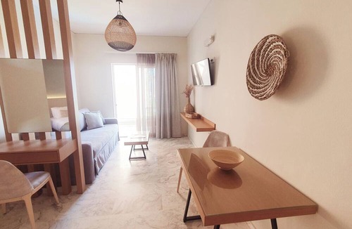 Maleme Hotel | Oliva Beach Studios & Apartments