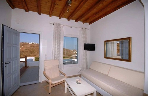 Platis Gialos House | Lino Apartments