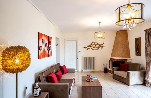 Lagonissi Apartment | Lagonissi Goddess 1, in Lagonissi, Attica, Greece, 600 meters from the beach.