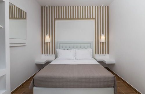 Adamas Villa | Villa Eva Milos: 4 Bedroom, Private Pool & BBQ, 200m away from the beach