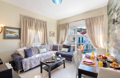 Longos Apartment | Loggos Panoramic Views Electra By Konnect