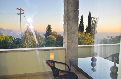 Pelekas House | Lemoni Apartments