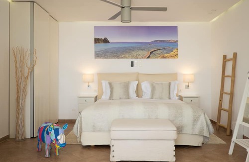 Votsi House | The Infinity 180 Luxury Suites - Adults Only