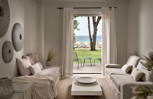 Vasilikos Hotel | The Bay Hotel & Suites