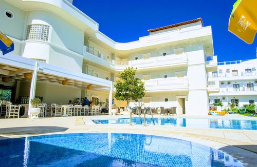 Stalida House | Pela Sofia