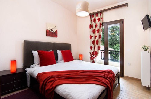 Elati Hotel | Arktos Suites