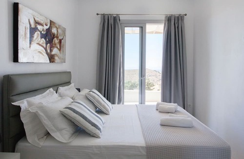 Vourkari Villa | Kea Villa Thea & Petra & Ilios Villas With Private Pool And Amazing Seaview