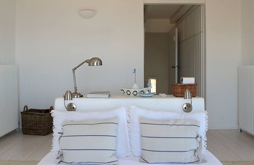 Kea Villa | Relaxing Villa for friends and family