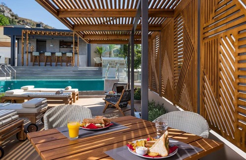 Platanos House | Casa D'Irene Deluxe Hotel