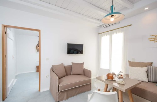 Naxos House | Ktima Lino