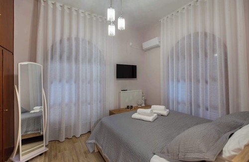 Gefira Mpania House | Villa Psani Beachfront Escape With Garden