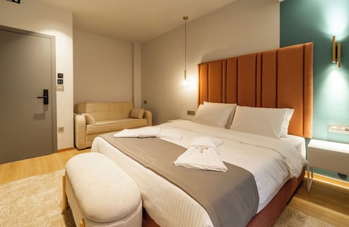 Drama Bed & Breakfast | Aria Stay