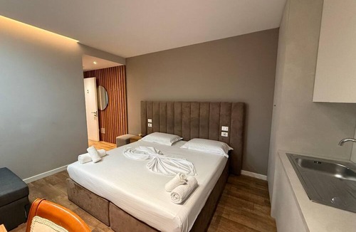 Tirana Hotel | La Villa Bnb