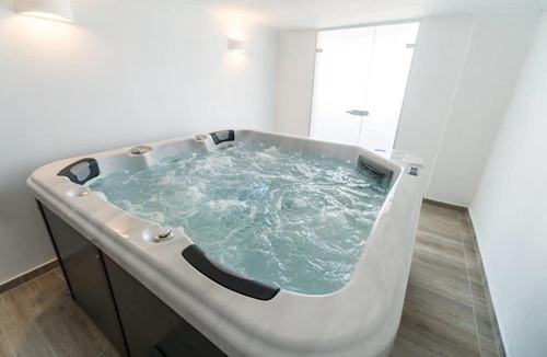 Benitses Hotel | Corfu Maris Hotel