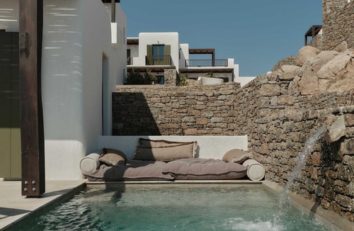 Plintri Hotel | Armacaas Mykonos Hotel