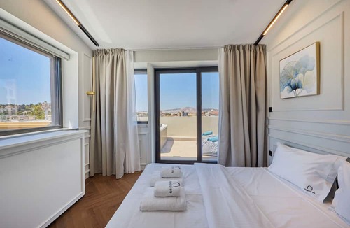 Monastiraki House | Ermou 99 Intelligent Private Suites