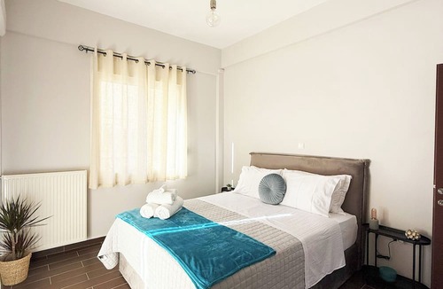 Petralona Apartment | Athenian Petralona Suite