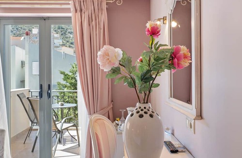 Nafplion City Centre Bed & Breakfast | Aerinon Guesthouse