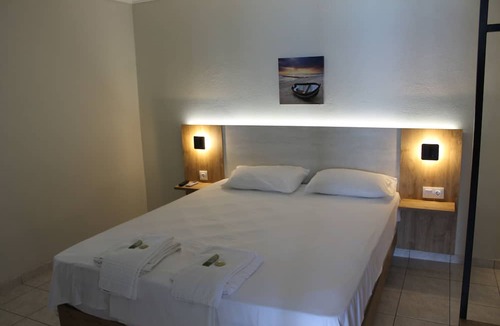 Mola Kalyva Apartment | Villa Maria Mola