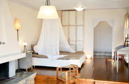 Papa Nero Apartment | Beachfront Pelion Getaway - Cozy Summer Oasis