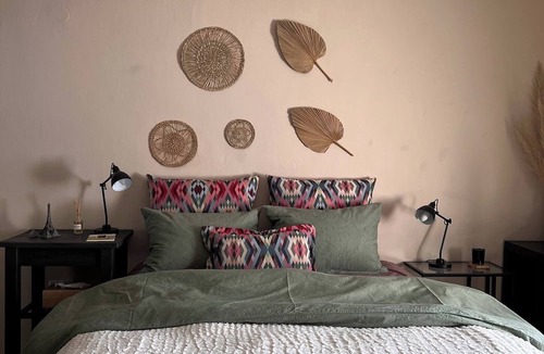 Drama House | Mosquito Guest House 2