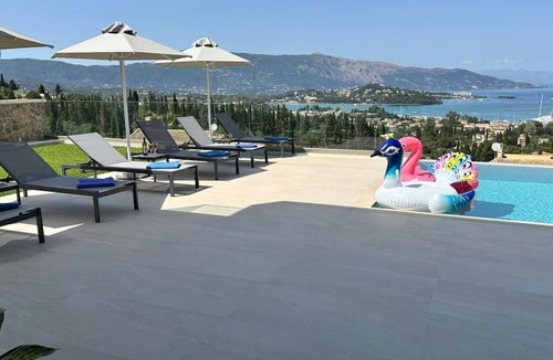 Danilia Villa | Villa Antonis