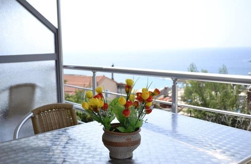 Himare Hotel | RIVIERA ROOMS