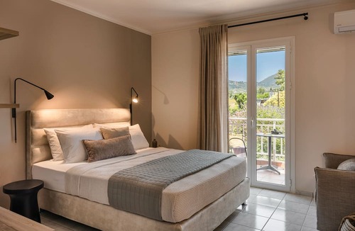Kateleios House | Rosilion Studios & Apartments