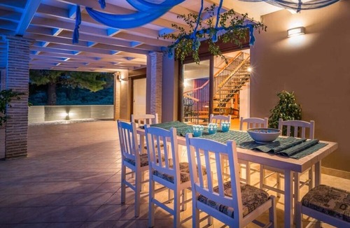 Lagopodo Villa | 3 Bed By Apricus Holidays