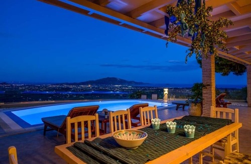 Lagopodo Villa | 3 Bed By Apricus Holidays