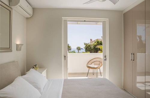 Svoronata Villa | Stylish Villa, A/C, Private Pool, Fabulous Location - Just 5mins walk to Tavernas & Ai Helis Beach!