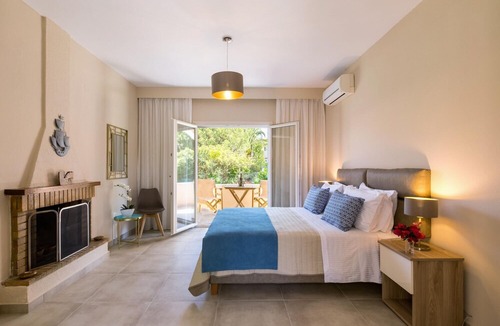Acharavi Villa | Beach Villa Marina in Roda