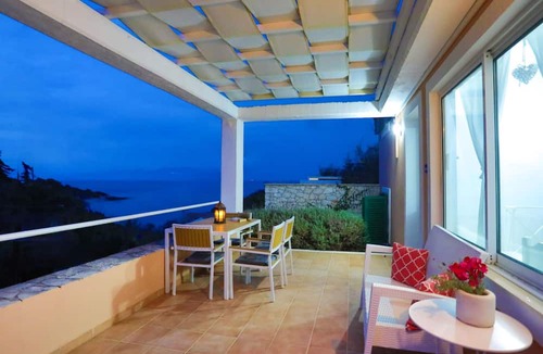 Katsimatika Villa | Villa Dionisis in Paxi