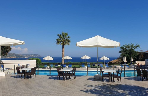 Karavados Hotel | Karavados Beach
