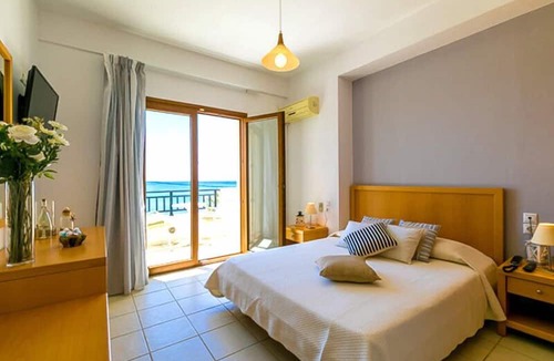 Tsoutsouros Hotel | Triton Authentic Cretan Hotel