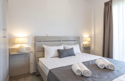 Tiros Hotel | Paraskevas Beach Hotel