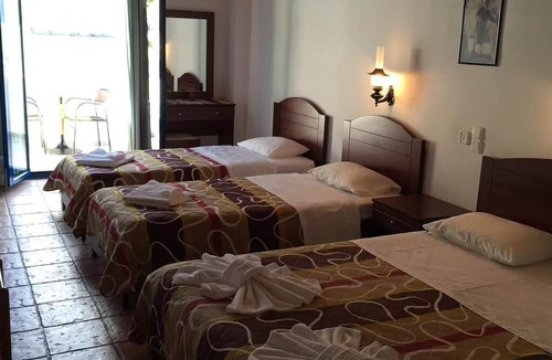 Loutro Bed & Breakfast | Daskalogiannis Hotel - Unforgetable Memories In Majestic Loutro