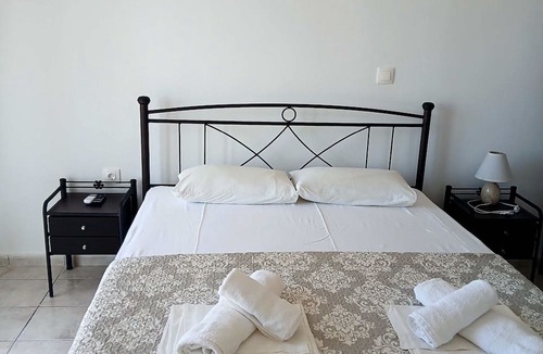 Koroni Apartment | Angira 1 Seaview Escape - Koroni Cozy Getaway