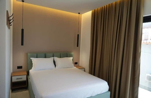 Qerek House | Summer Tale Rooms