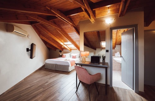Ioannina Hotel | Akti Lake Living