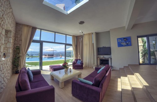 Pirgi Villa | Kastraki Epavlis