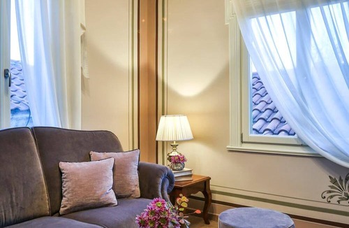 Old Town Hotel | 1905 Boutique Hotel