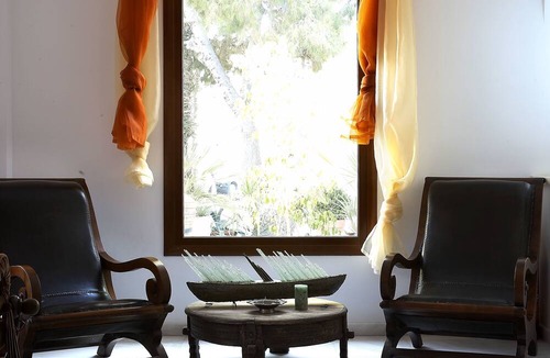 Perissa Hotel | Meltemi Excelsior Suites and Spa
