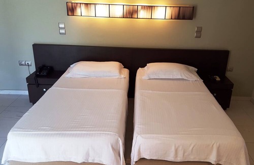 Porto Rafti House | Sea Sight Hotel