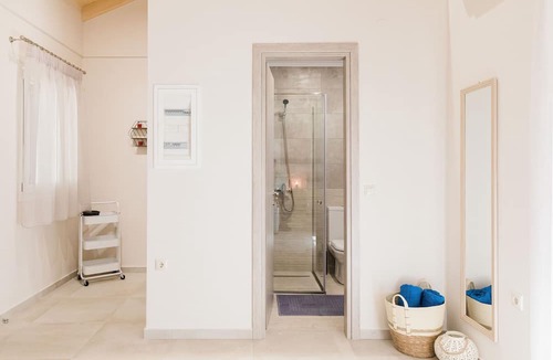 Agios Ioannis Apartment | Seadrop Suites