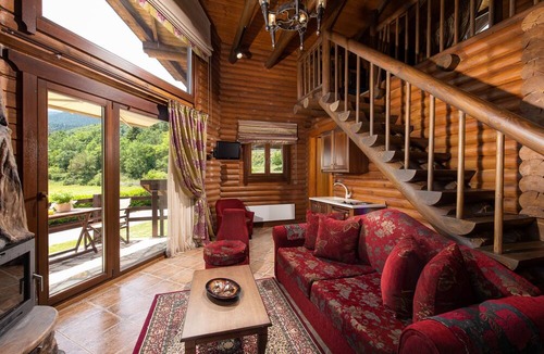 Kakoulioureika Ski Chalet | Natura Chalets