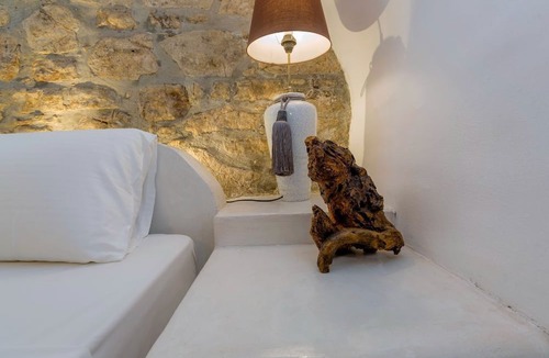 Old Town Apartment | Bio-climatic Cave Studio with private terrace