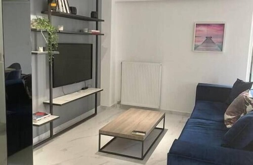 Ilisia Apartment | Downtown 3/Bedroom City Apartment