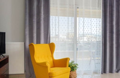 Heraklion Apartment | ★ GPK Bright & Stylish 4BR | Central Getaway | Free Parking