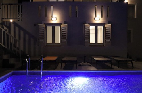 Gavrio Villa | Antigoni Villas